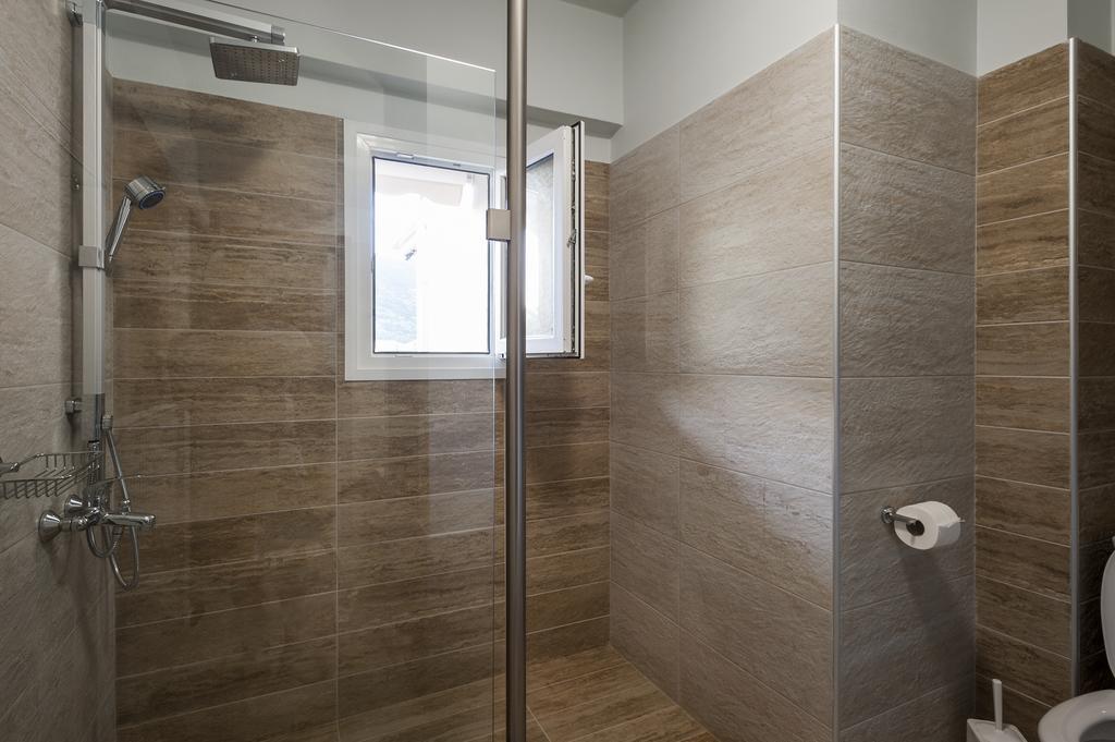 4 Seasons Villas Plataria Room photo